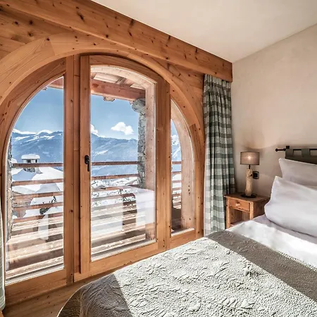 Capel - By Emerald * וורבייה