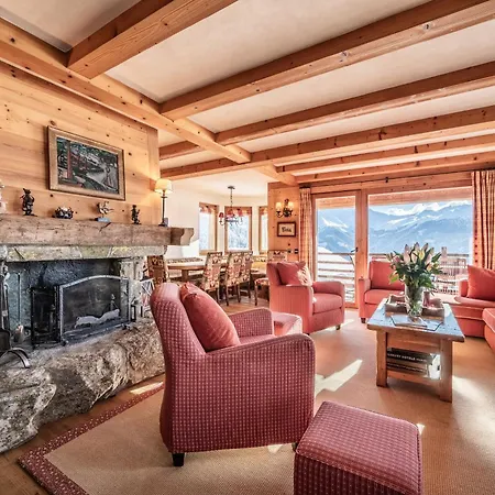 Capel - By Emerald וורבייה