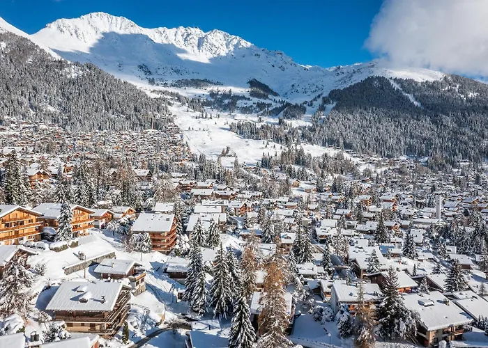 Capel - By Emerald *